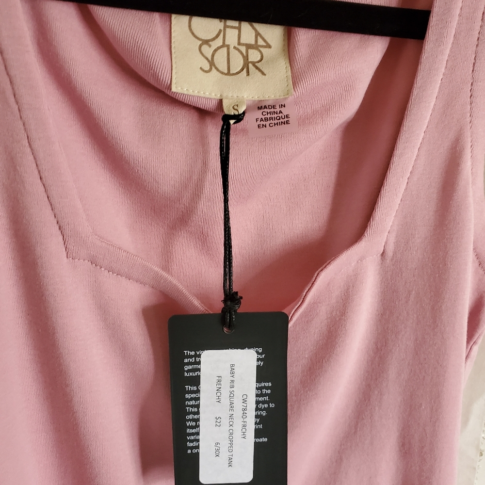 Pink Chaser Cropped Tank - Picture 2 of 3